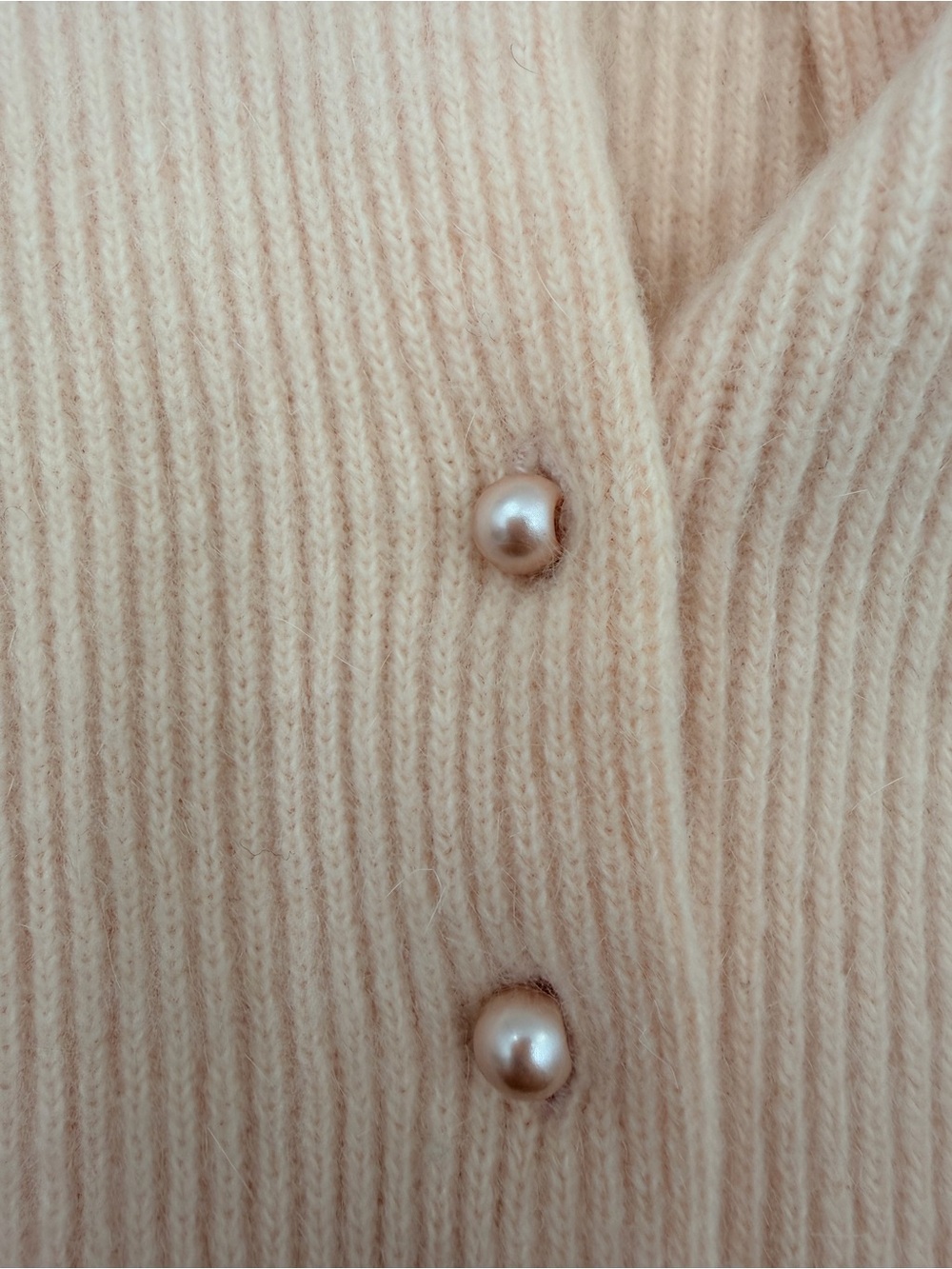 Classic Vintage Women's Peach Button-Front Cardigan Sweater - Picture 3 of 4